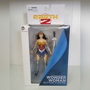NEW DC Comics Wonder Woman Action Figure